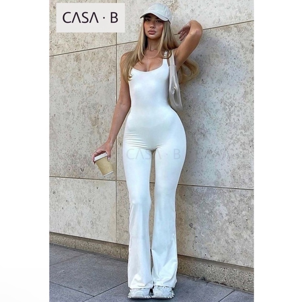 NEW to CASA B💫🤍| ARIA Essential Open Cut out Back Active White Jumpsuit - Picture 5 of 9